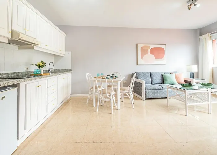 Barranco Del Infierno 아데제